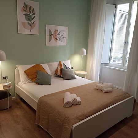 111 Coladirienzo Rooms - By Ad Roma Buitenkant foto
