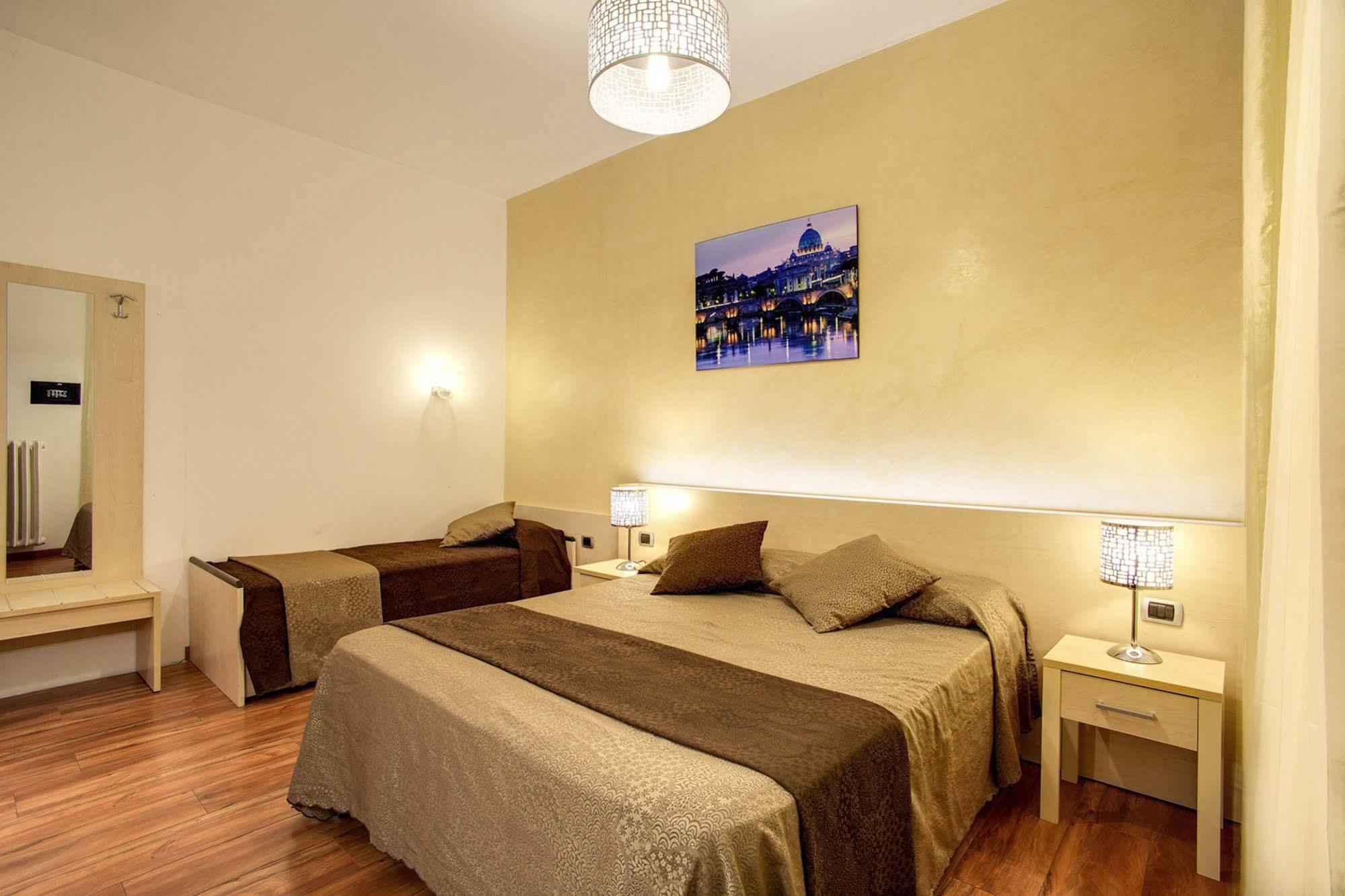 111 Coladirienzo Rooms - By Ad Roma Buitenkant foto