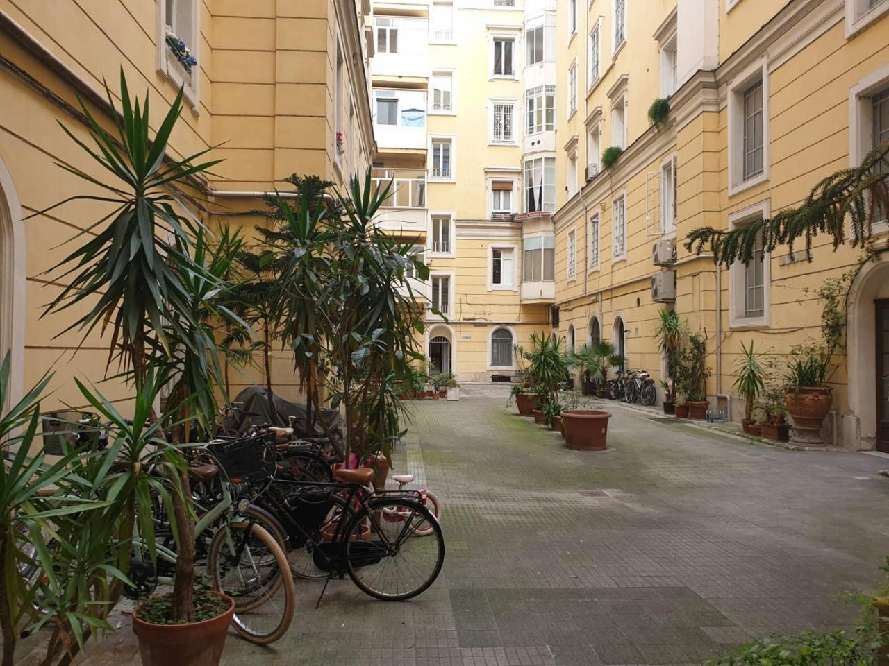 111 Coladirienzo Rooms - By Ad Roma Buitenkant foto